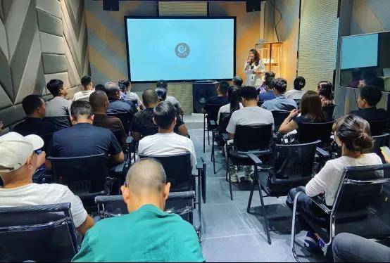 蜗牛音响2025秋季新品发布会：新旗舰音箱和多款专业影院产品登场