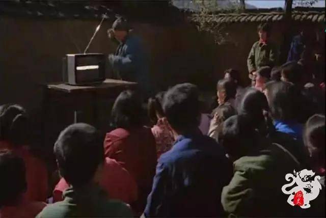 曾经一机难求的电视,为啥卖不动了? 曾经一机难求的电视,为啥卖不动了?