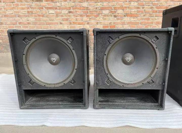 避坑!几个反常识的家庭影院音箱选购技巧 避坑!几个反常识的家庭影院音箱选购技巧