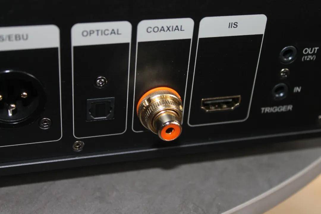 像手机一样好用，还带自动房间校正的数字转盘你见过么？