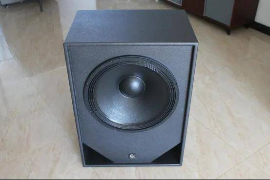 小蜗牛也玩大音箱?18寸巨炮是什么体验?蜗牛音响X系列试用(上) 小蜗牛也玩大音箱?18寸巨炮是什么体验?蜗牛音响X系列试用(上)