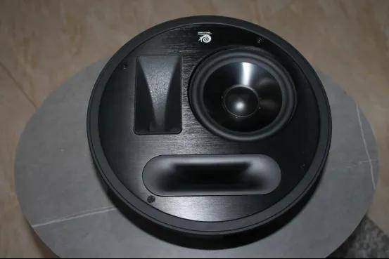 小蜗牛也玩大音箱?18寸巨炮是什么体验?蜗牛音响X系列试用(上) 小蜗牛也玩大音箱?18寸巨炮是什么体验?蜗牛音响X系列试用(上)