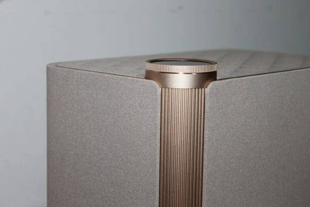 新玩具到手，支持全景声的无线音箱你见过吗？