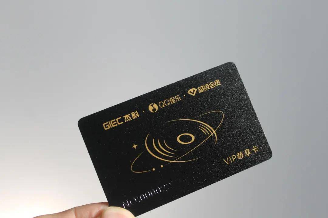 新玩具到手，支持全景声的无线音箱你见过吗？