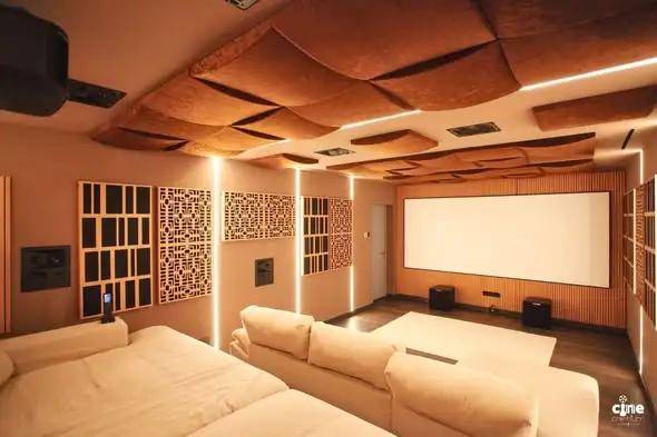 西班牙伊维萨岛顶奢 7.2.4 全景声影院案例，全套Miller & Kreisel音响系统 