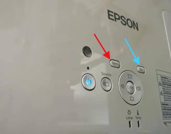 投影有色边怎么办？爱普生、索尼、JVC投影机必备三色面板对齐教程（附隐藏技巧）