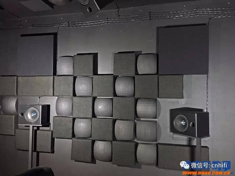 国外烧友的“炮墙”全景声家庭影院 
