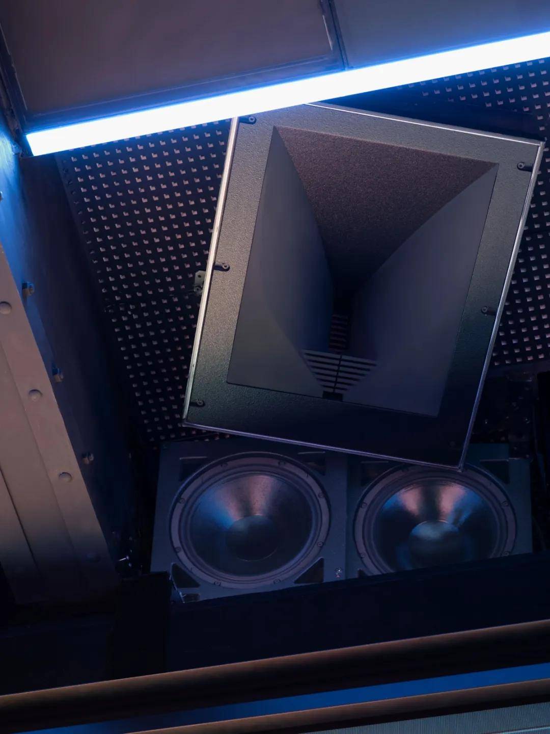 Ascendo 案例分享丨92声道 80寸低音炮只为震撼音效而生？