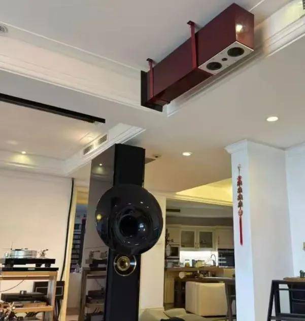 不做吊顶也能用吸顶喇叭？全景声天空声道安装教程 