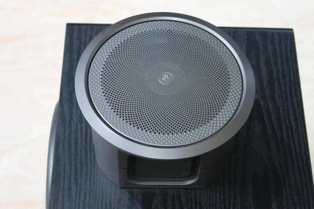 不做吊顶也能用吸顶喇叭？全景声天空声道安装教程 