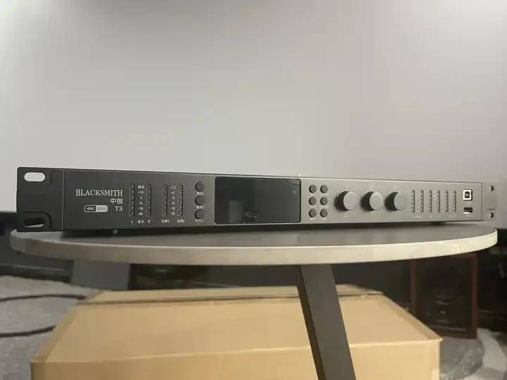 卡拉OK也HiFi？高清版中创T3效果器试用评测 