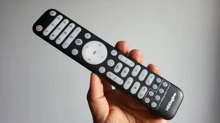 2026年，AI时代8K播放机长什么样？海缔力TNT5试用评测 