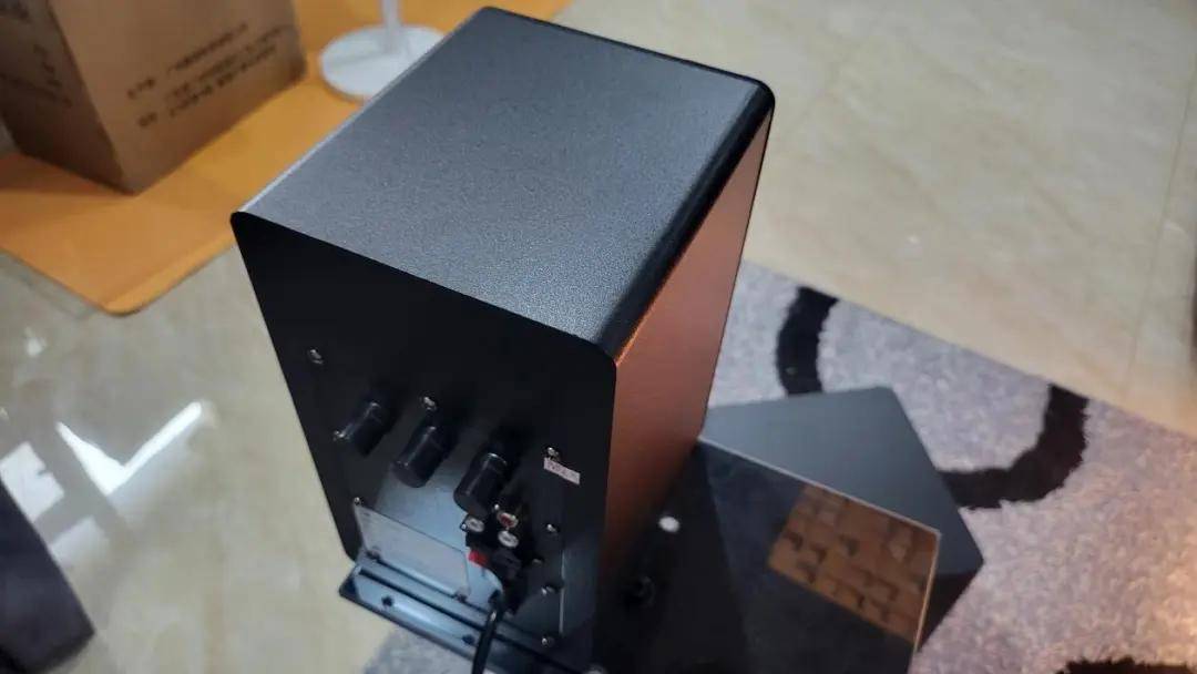 一台功放的钱，拿下整套5.1音响？桑得科技有源音箱套装试用 